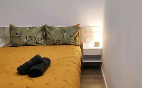 Sant Antoni 3 - Downtown Barcelona. Modern